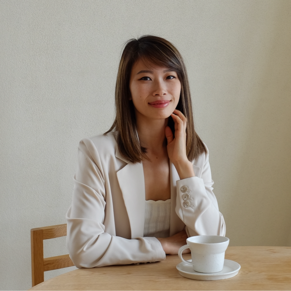 Dr. Jenn Au, PT, DPT, CHt